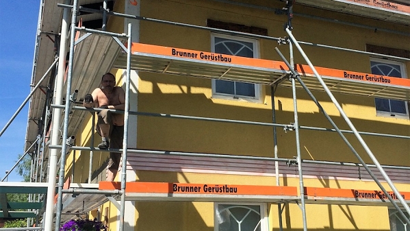 Die Rekonstruktion von der Fassade eines Familienhauses beim Bodensee - Mix Toscana 774