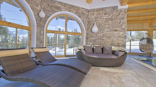 Verblender im Wellness und in dem Restaurant in Alpen