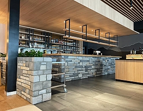 Gespaltener Sandstein